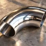 90 degree pipe elbow with a smooth curved body and open ends